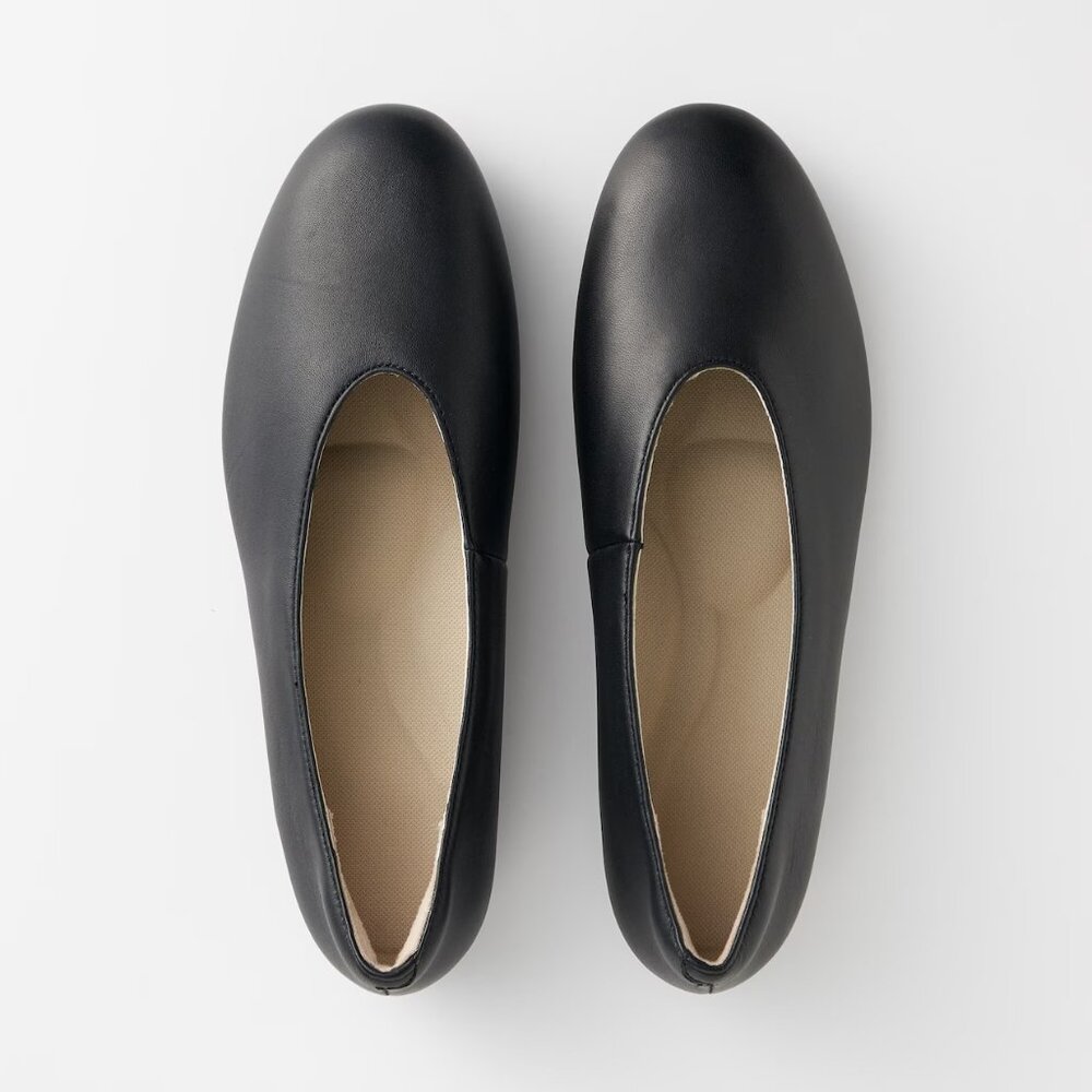 Muji Black Minimalist Round-Toe Ballet Flats